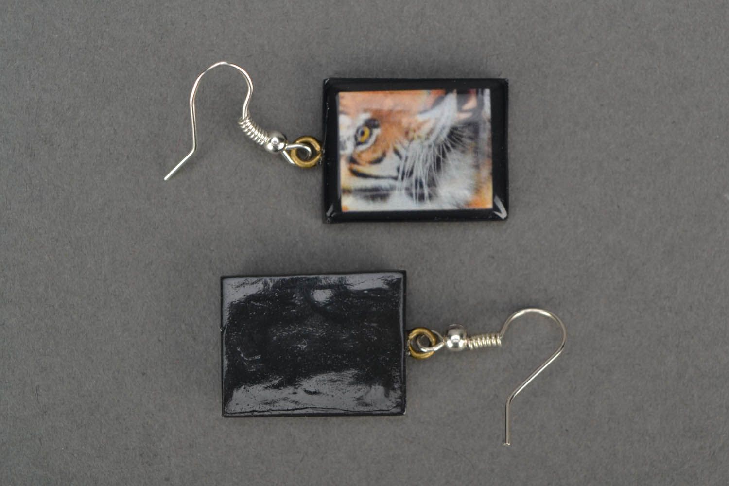 Earrings with rectangular pendants photo 5
