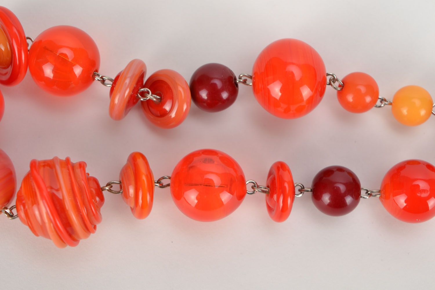 Red lampwork glass beaded necklace   photo 4