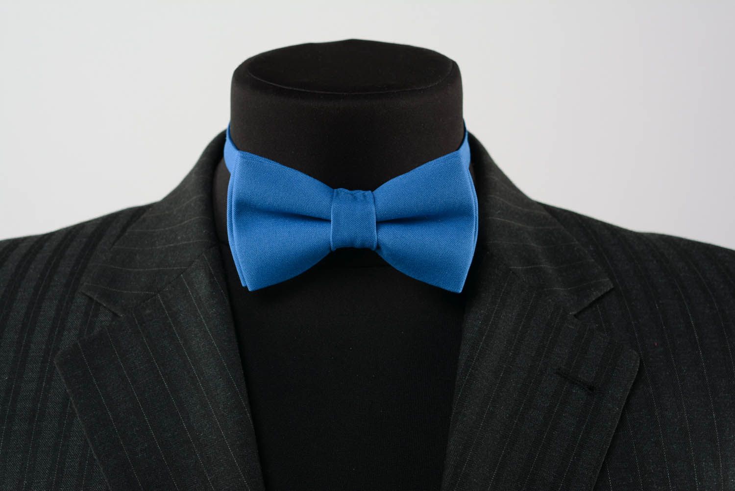 Light blue bow tie photo 2