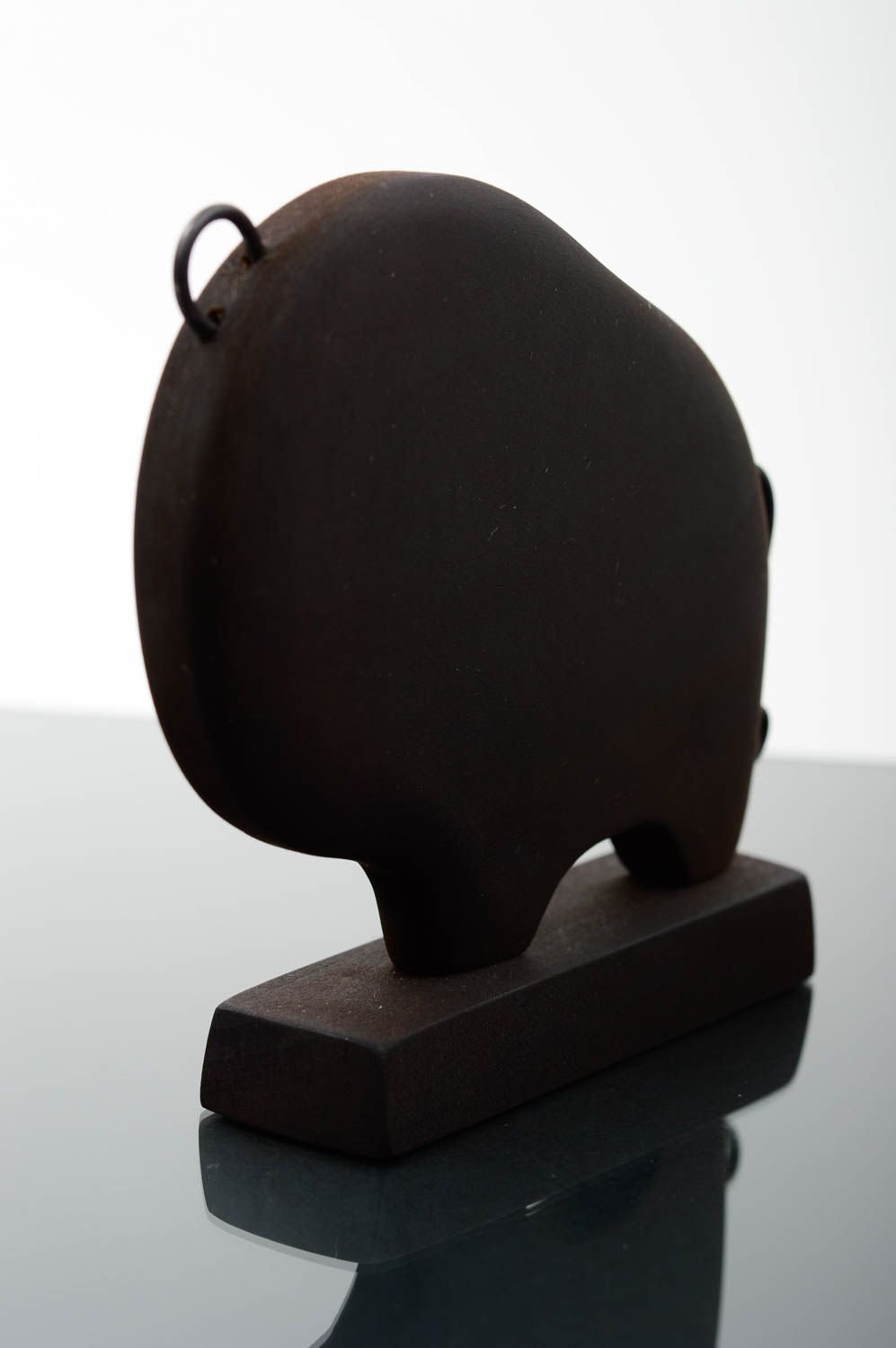 Statuette noire faite main Figurine en bois minimaliste lionceau Déco maison photo 2