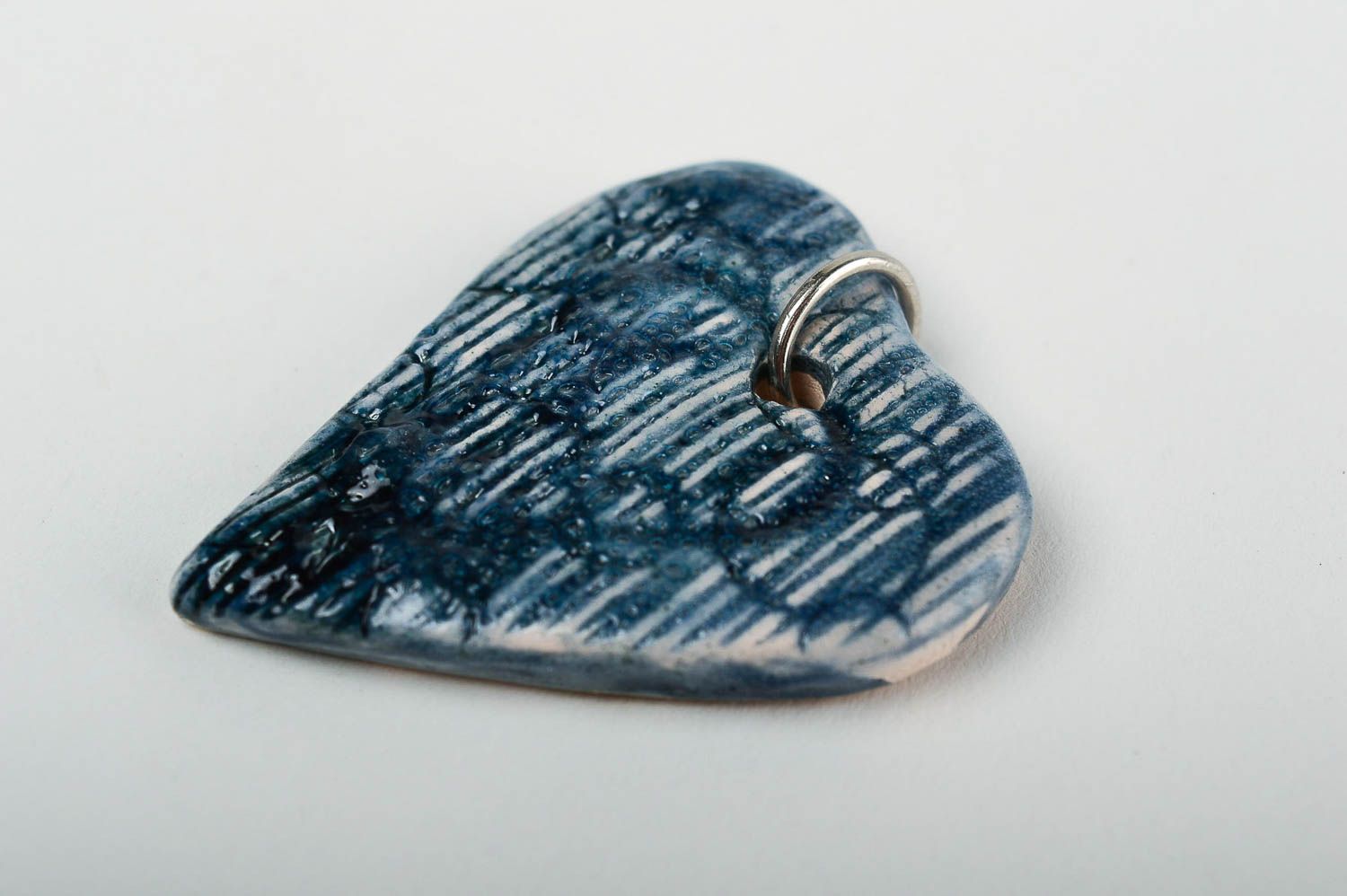 Кулон ручной работы сердце подвеска на шею с росписью керамическое украешние фото 3