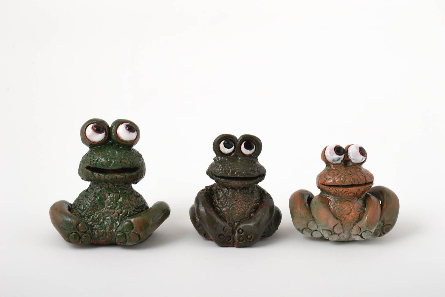 Figurines décoratives Statuettes animaux fait main 3 grenouilles Cadeau original photo 2