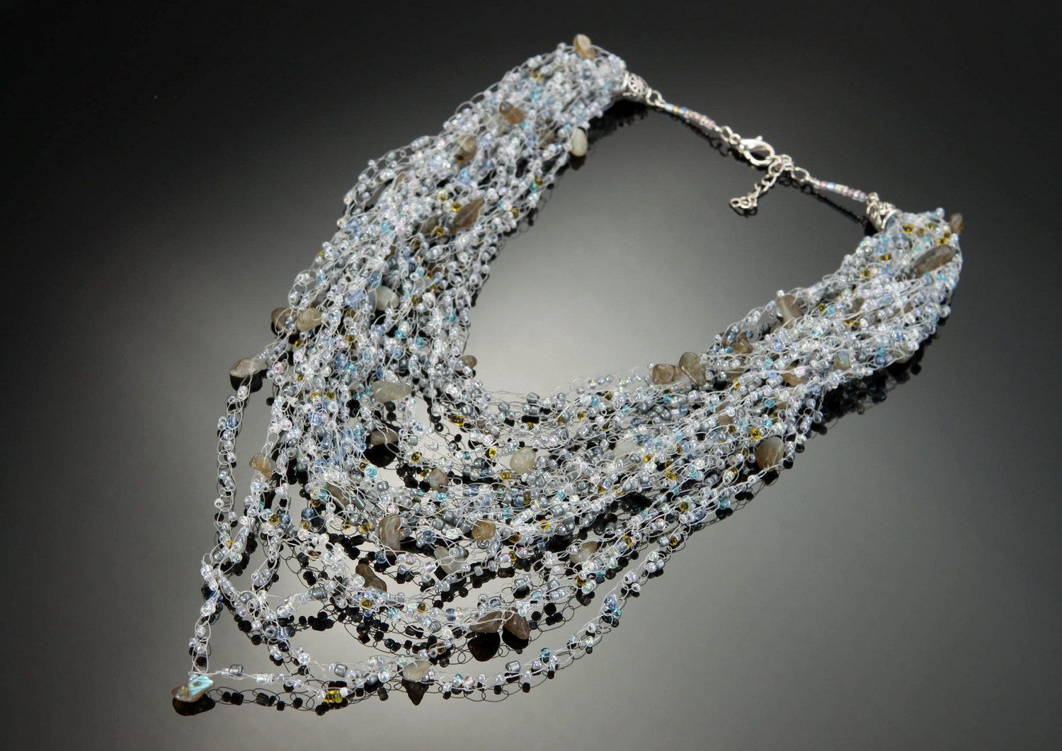 Necklace made of labradorite fragments photo 2