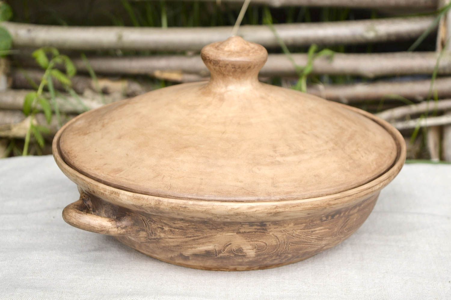 Керамический сотейник ручной работы с крышкой посуда для кухни глиняная посуда фото 1