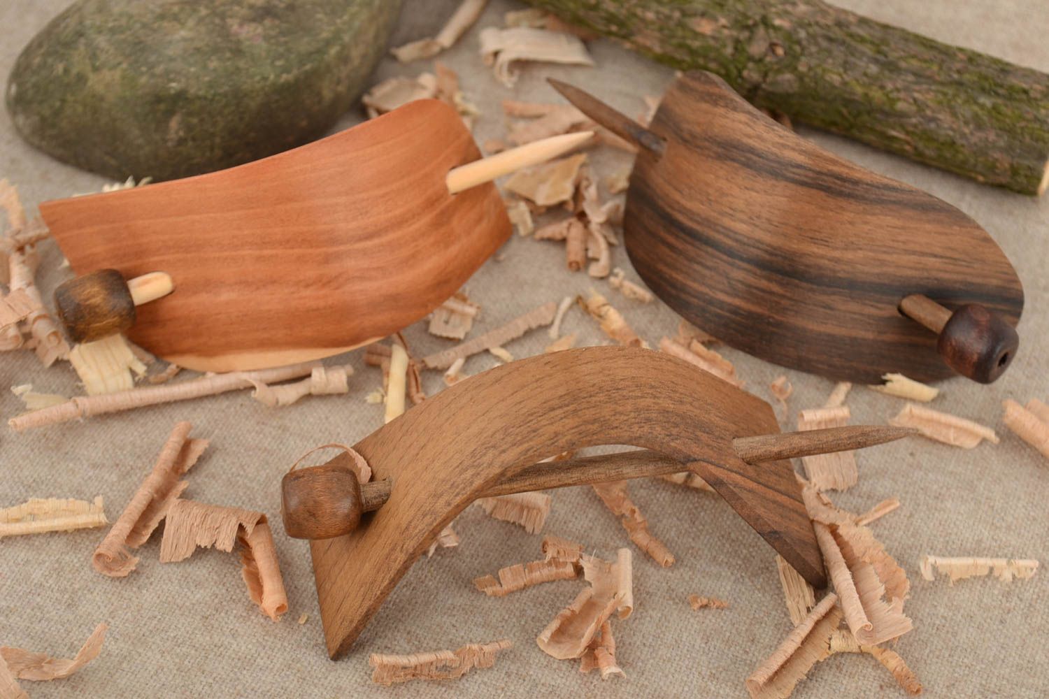 Pasadores para el pelo de madera de varios tipos de madera artesanales 3 piezas foto 1