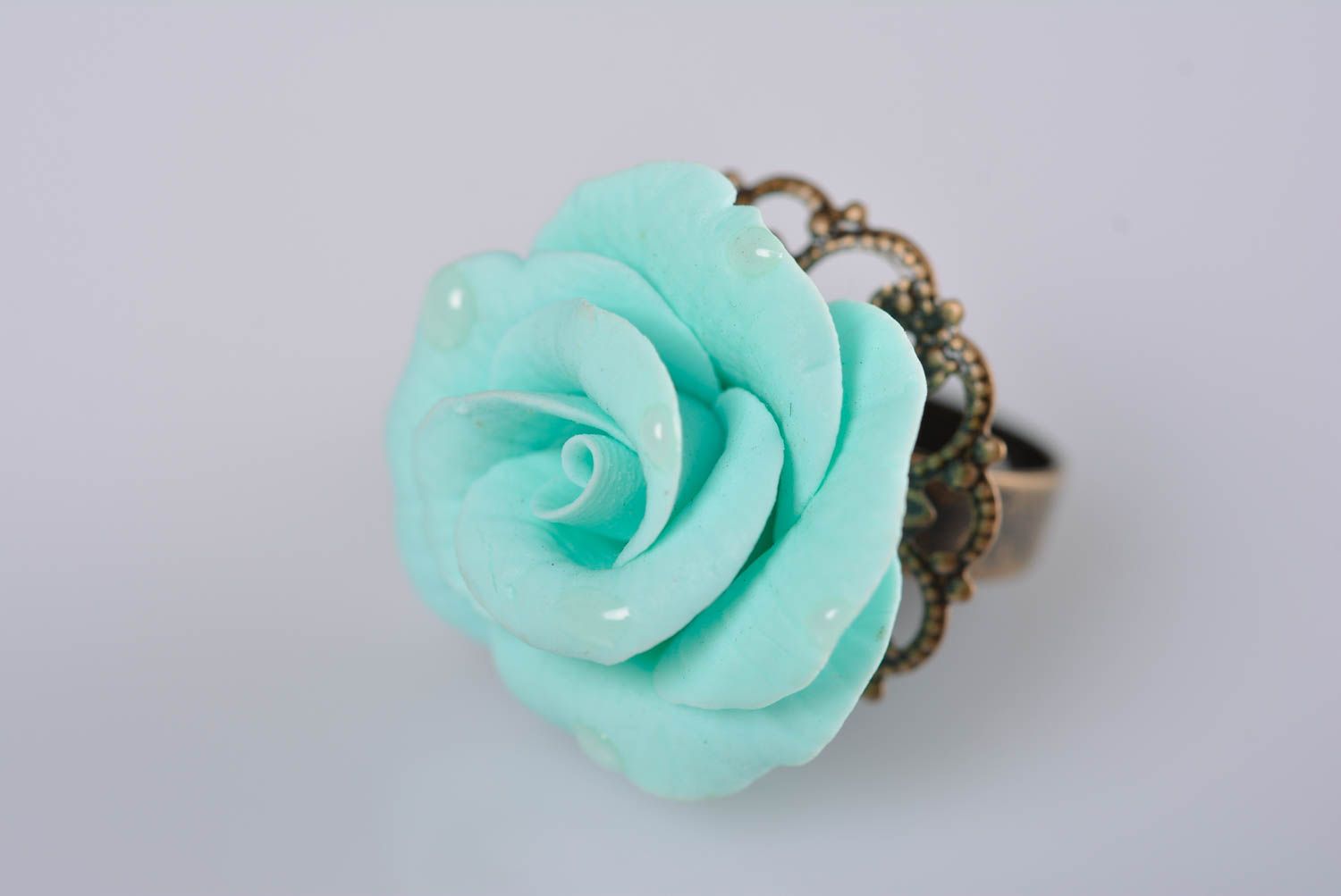 Кольцо с цветком из полимерной глины голубое крупное нежное красивое хэнд мейд фото 5