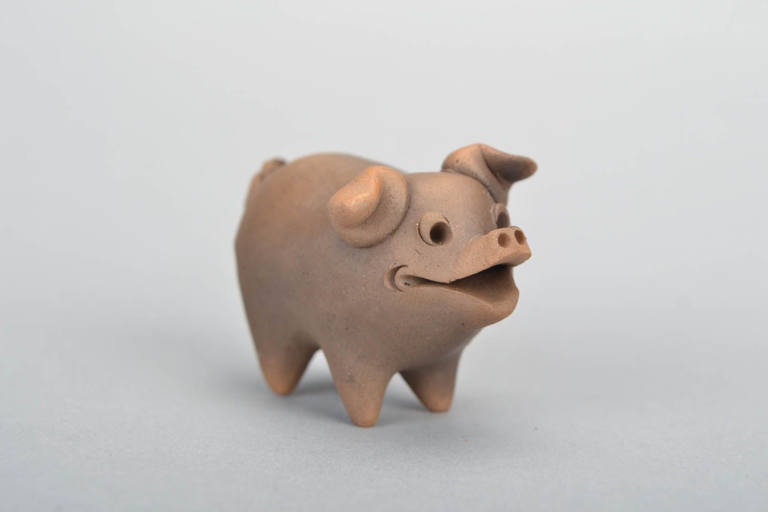 Ceramic rattle pig photo 3