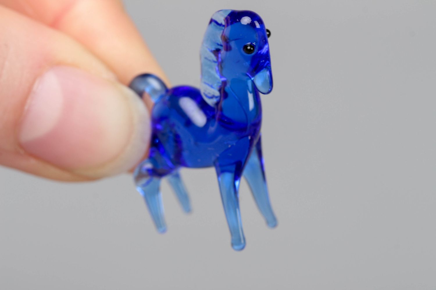 Figura de vidrio en miniatura Caballo azul foto 3