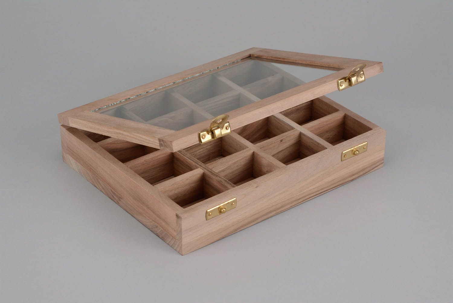 Деревянная коробка с крышкой. Шкатулка деревянная. Деревянный ящик для мелочей. Коробки для мелочей деревянные. Деревянная коробка с отсеками.