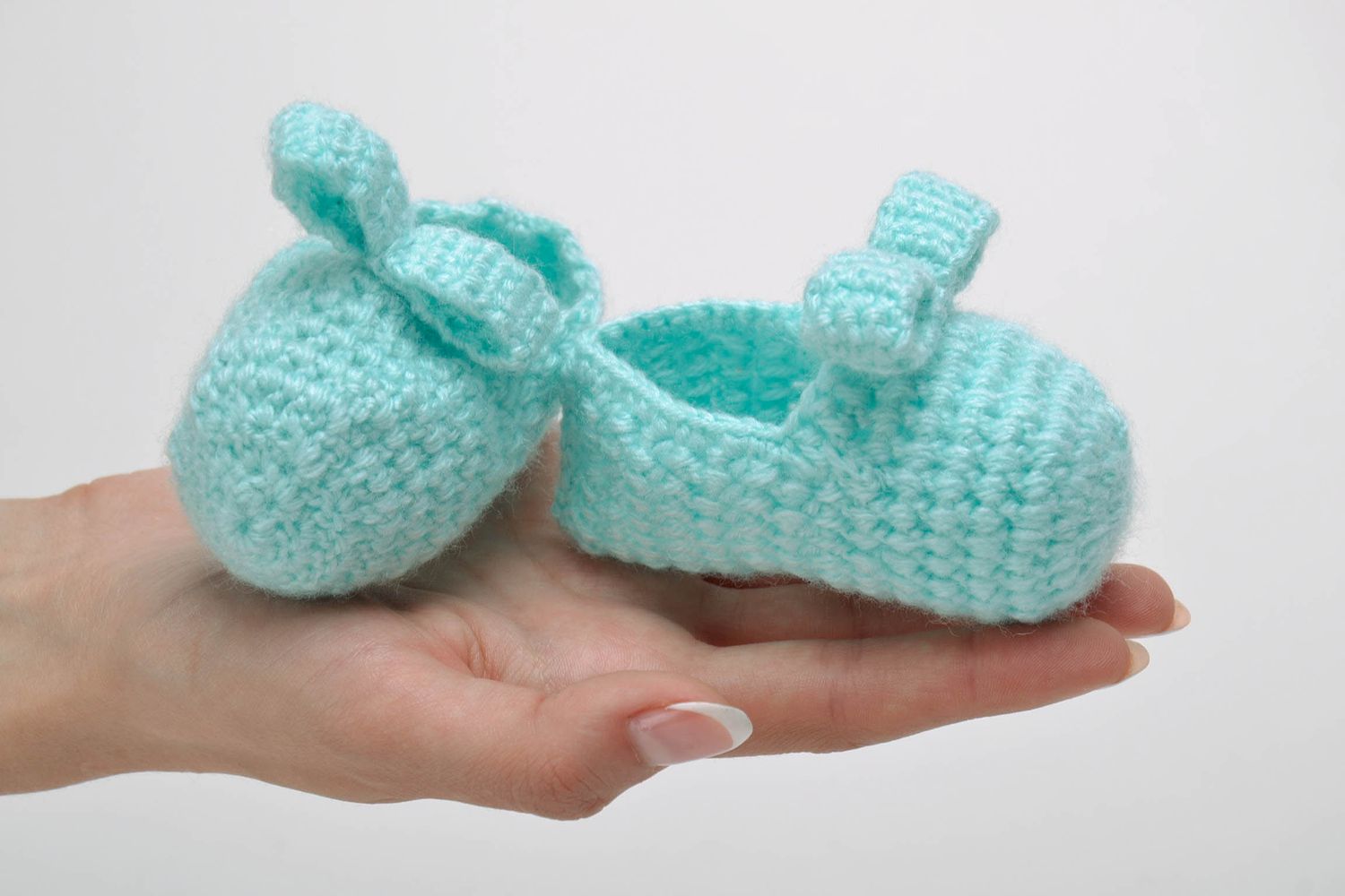 Crocheted babies shoes photo 1