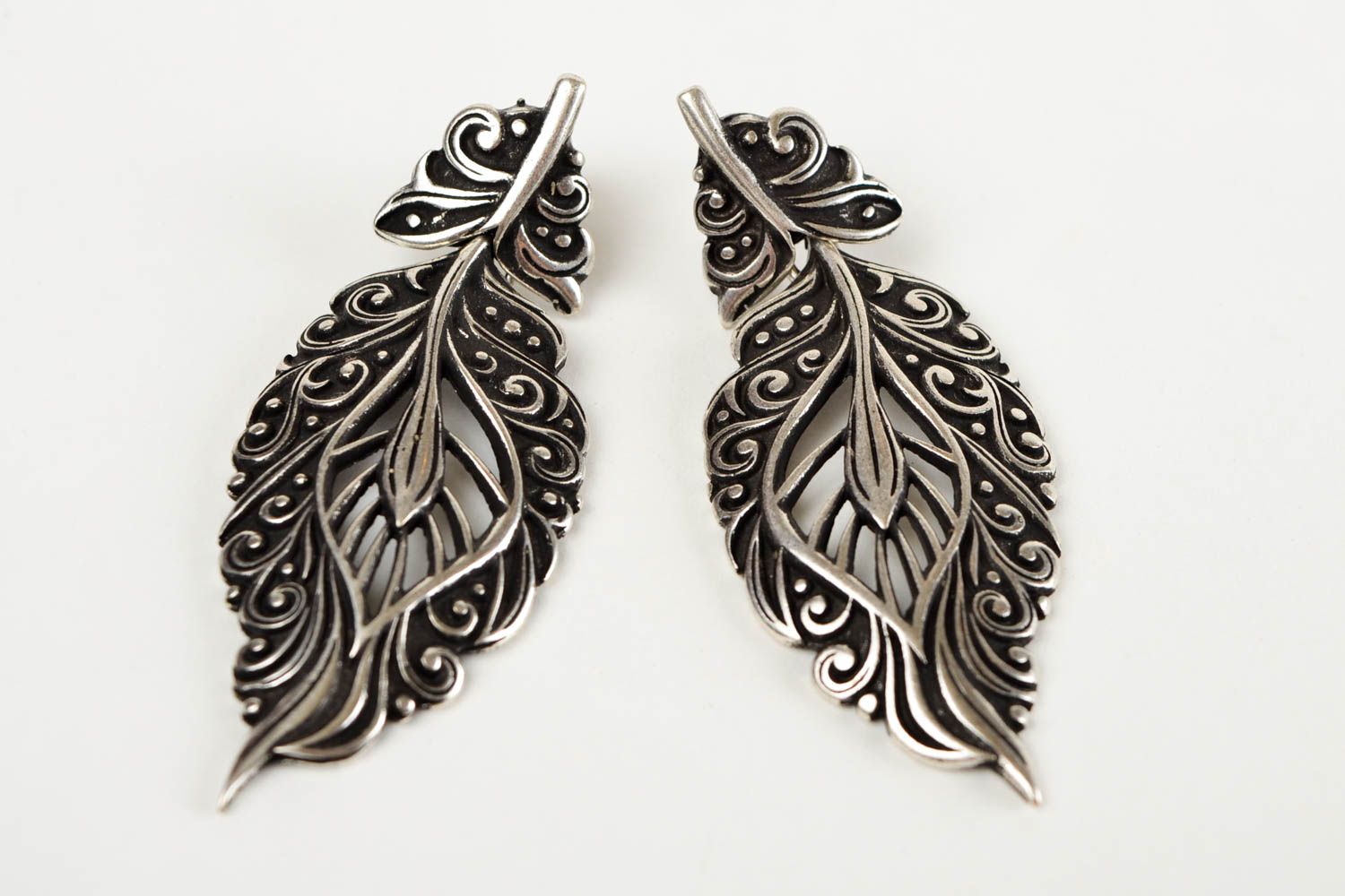 Designer Schmuck Handmade Ohrringe Federn Metall Ohrringe Geschenk für Frauen  foto 3