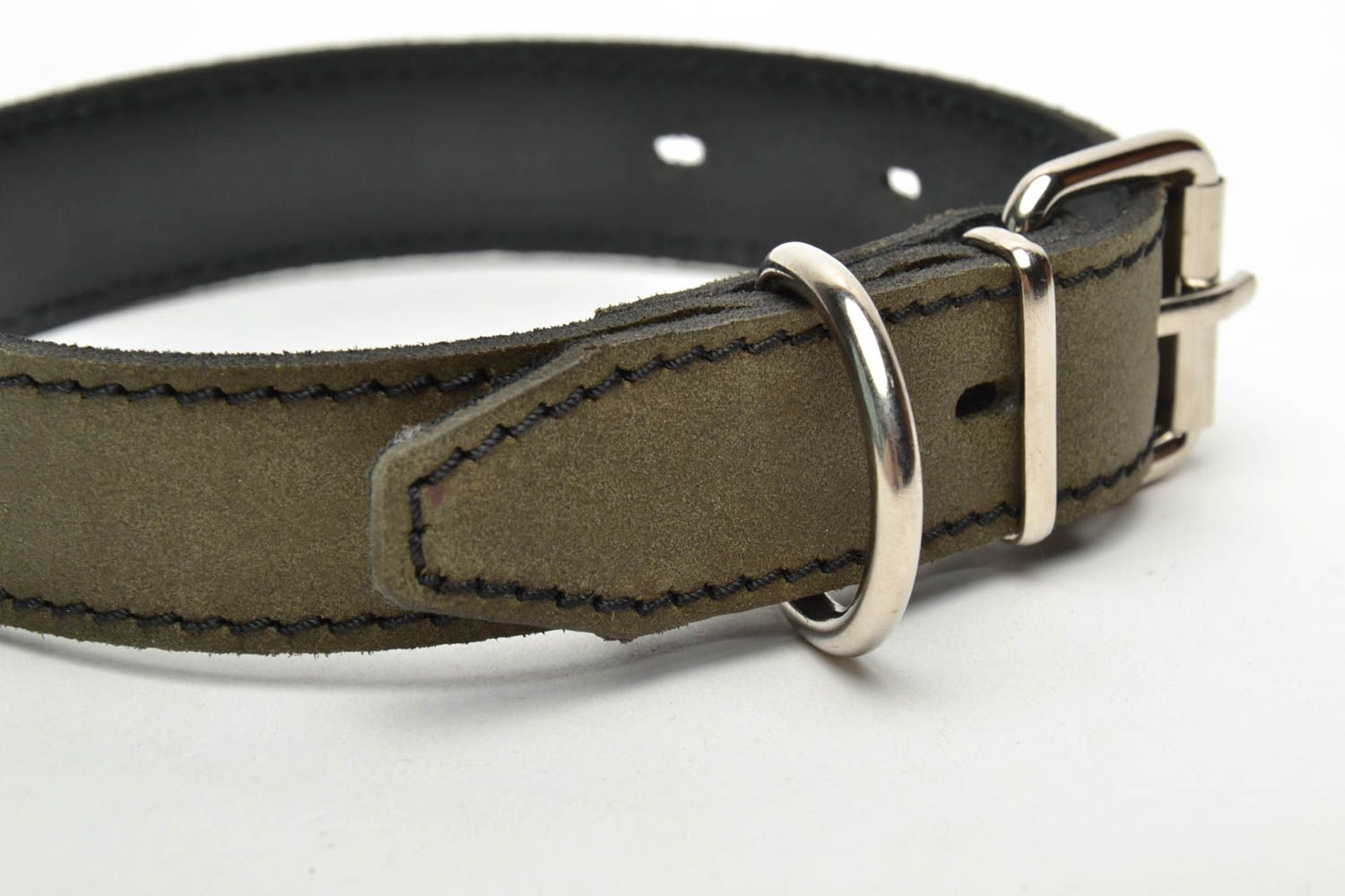 Handmade leather dog collar with metal photo 3