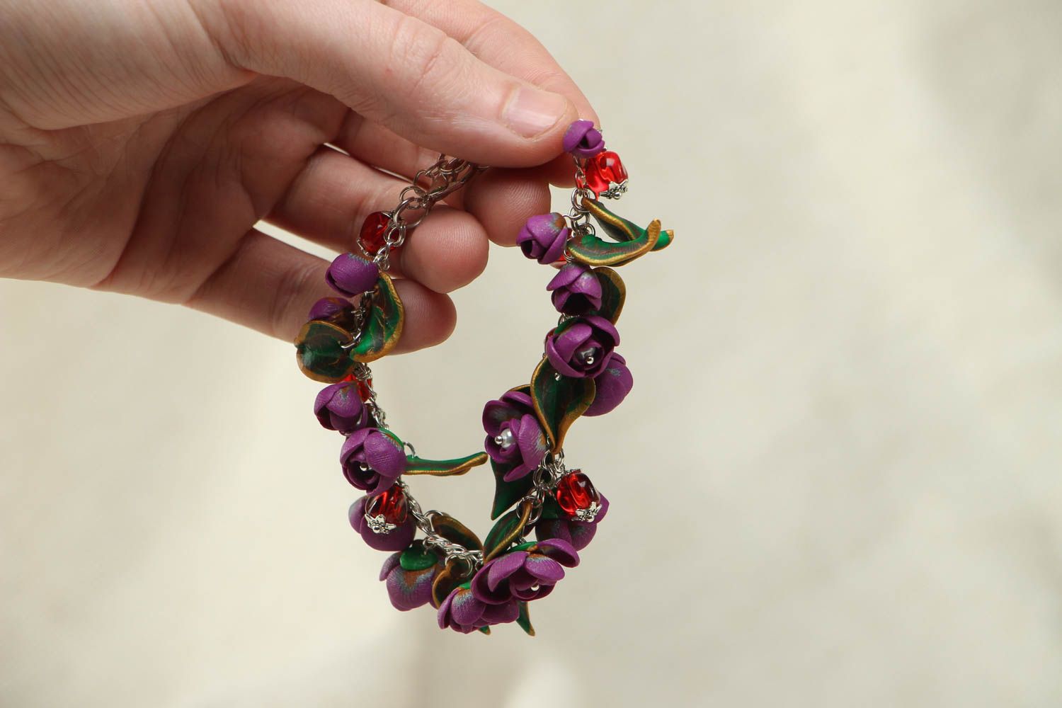 Violet flowers' charm chain bracelet for mom photo 4