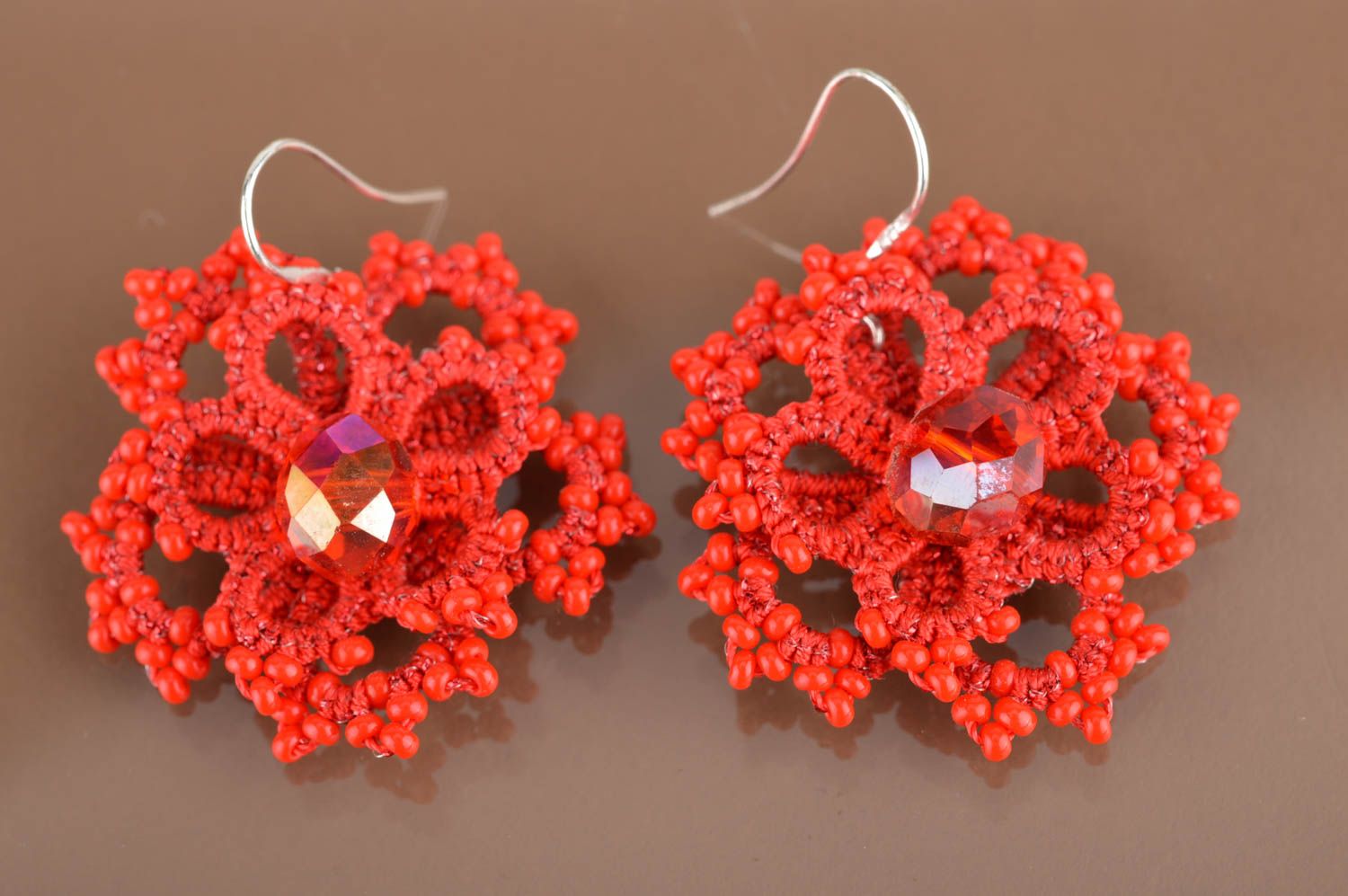 Handmade small red lacy tatted flower shaped dangle earrings with crystals photo 2