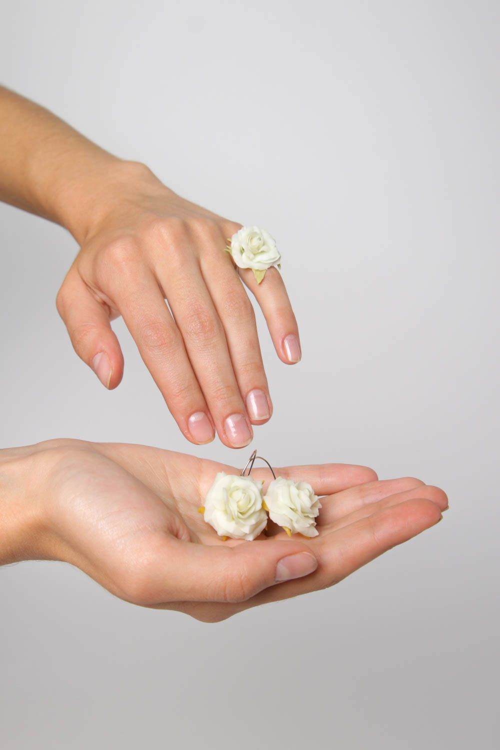 Set de Bijoux fait main bague boucles d'oreilles blanc Roses Cadeau femme photo 3