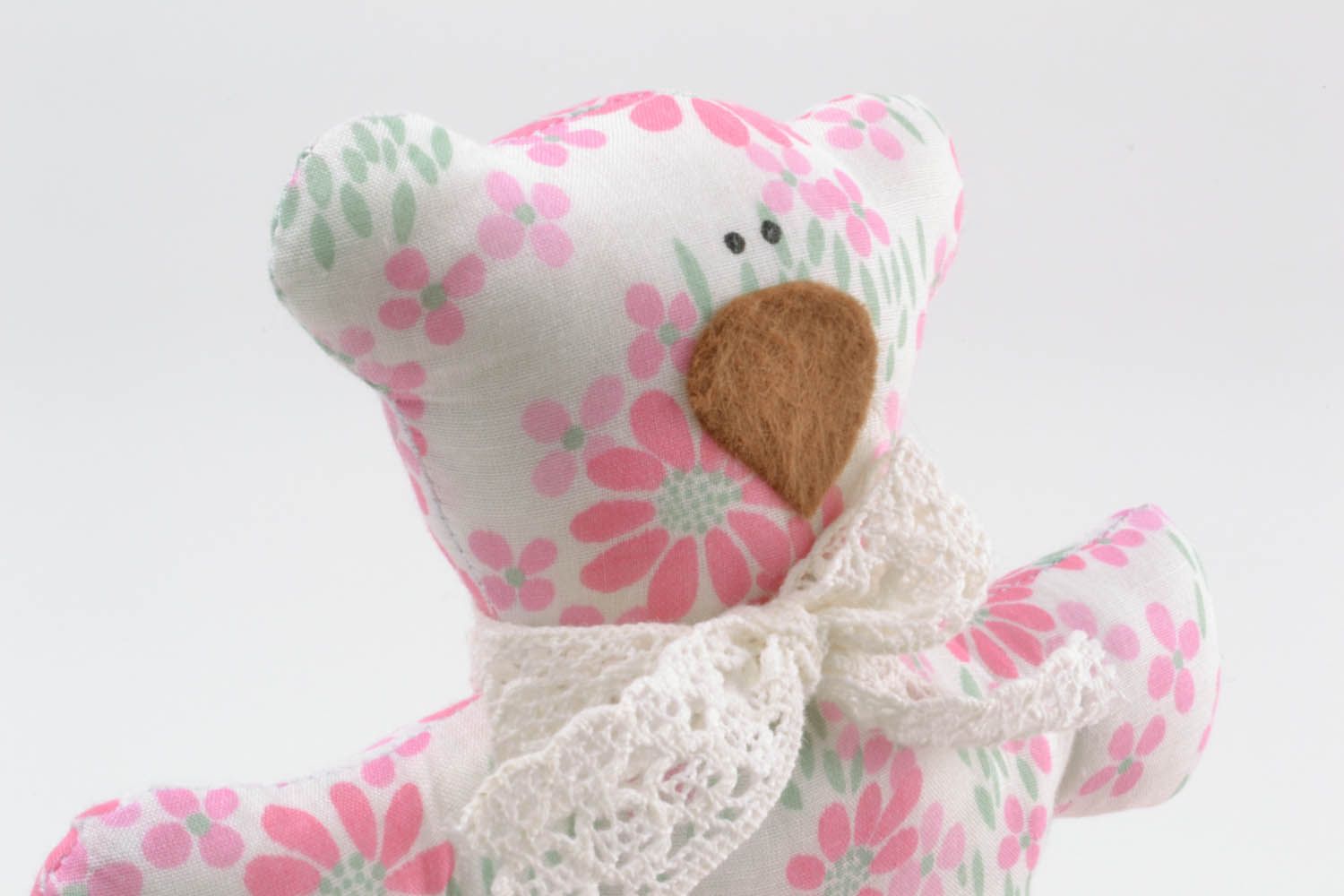 Soft bear with flowers photo 5