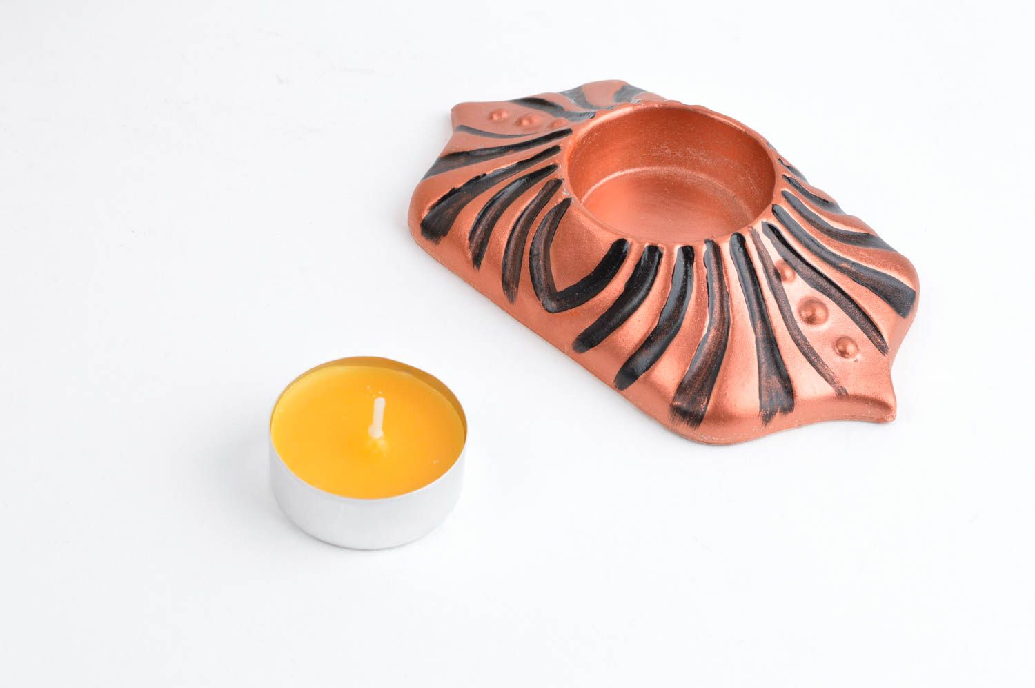 Terracotta hand-painted flat one tea light candle holder for home décor 0,79 inches photo 2