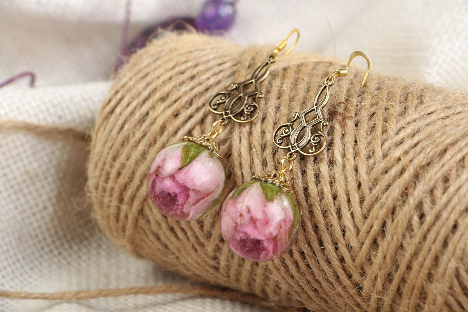 Earrings with natural flowers photo 3
