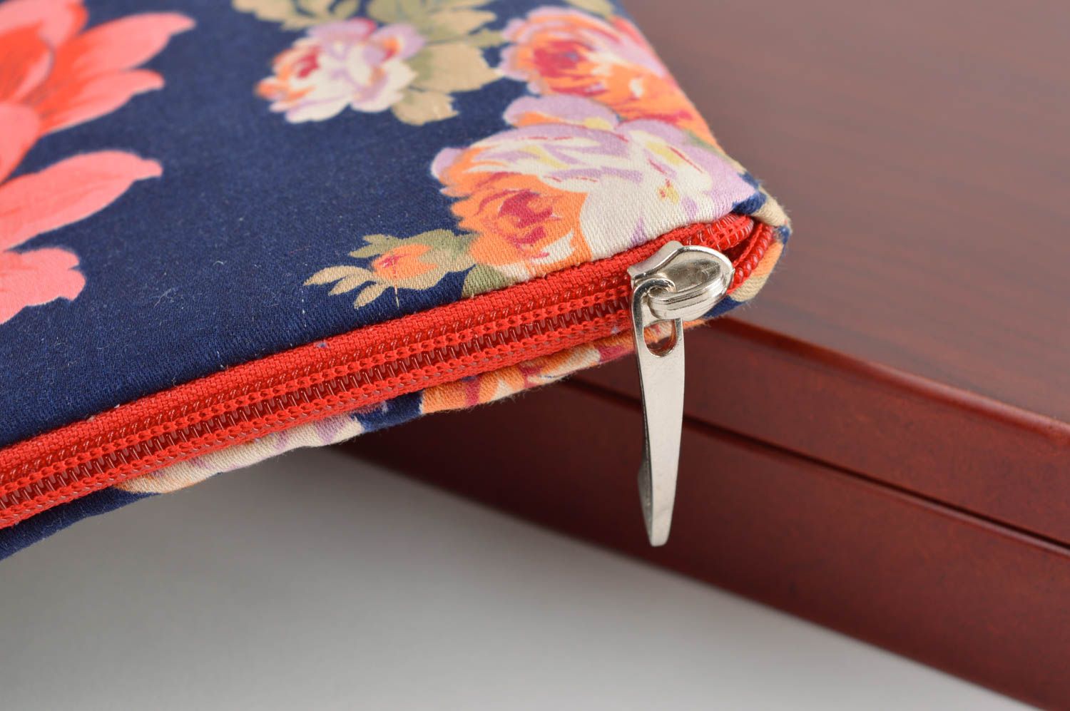 Сумка ручной работы сумочка клатч женская сумка из ткани с цветочным принтом фото 5