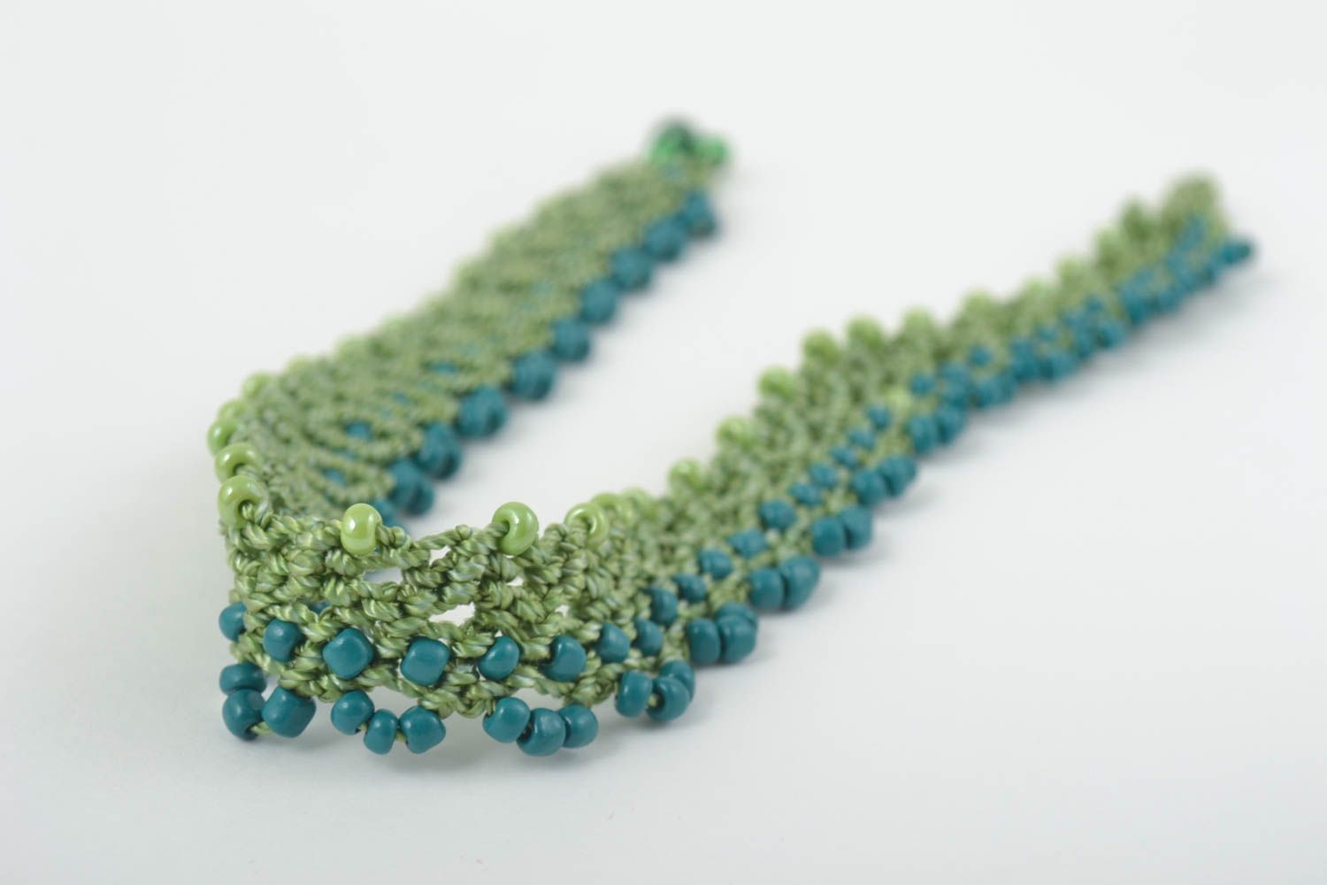 Stylish handmade woven thread necklace macrame necklace beadwork ideas photo 2