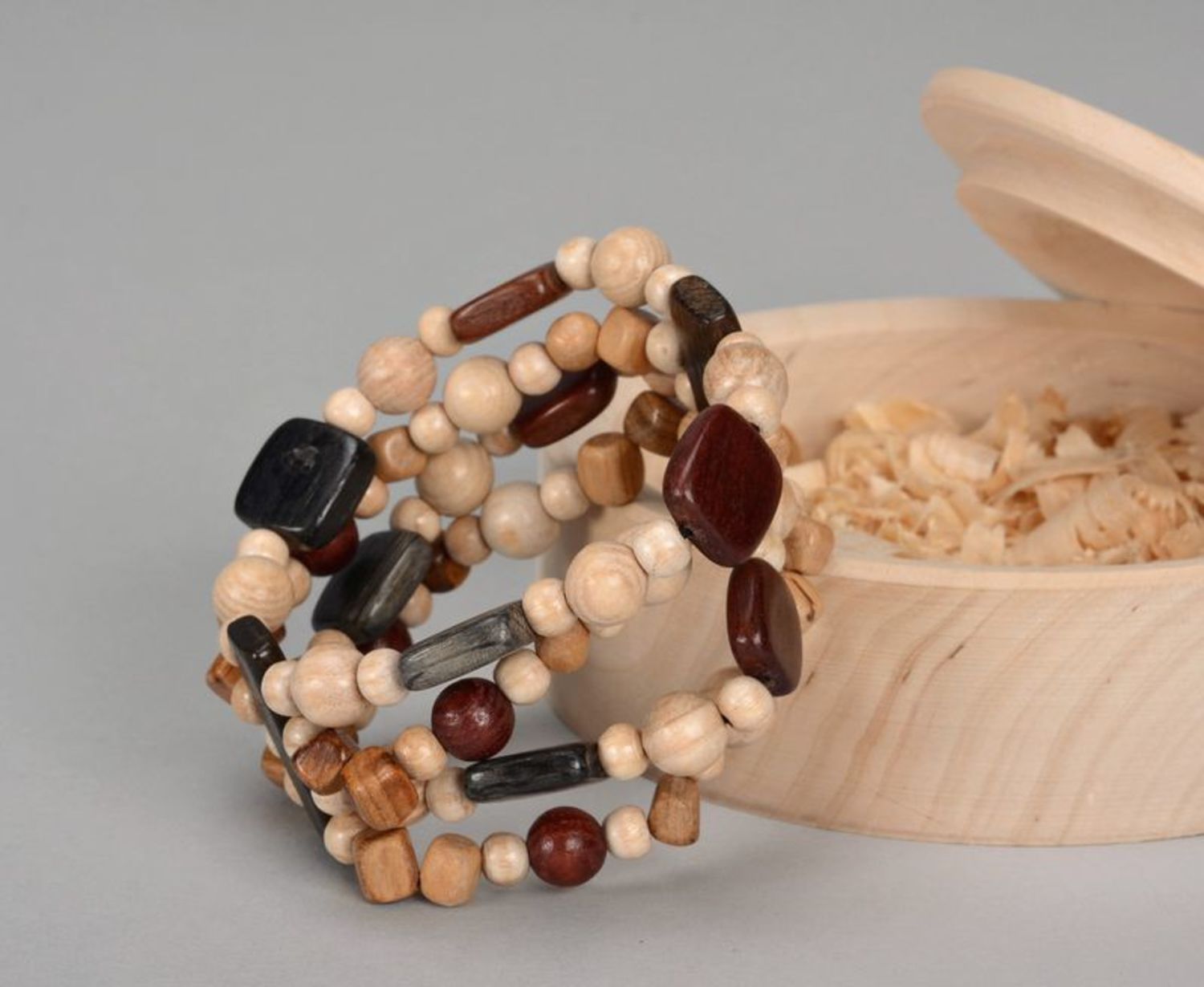 Wooden multirow wrist bracelet  photo 2