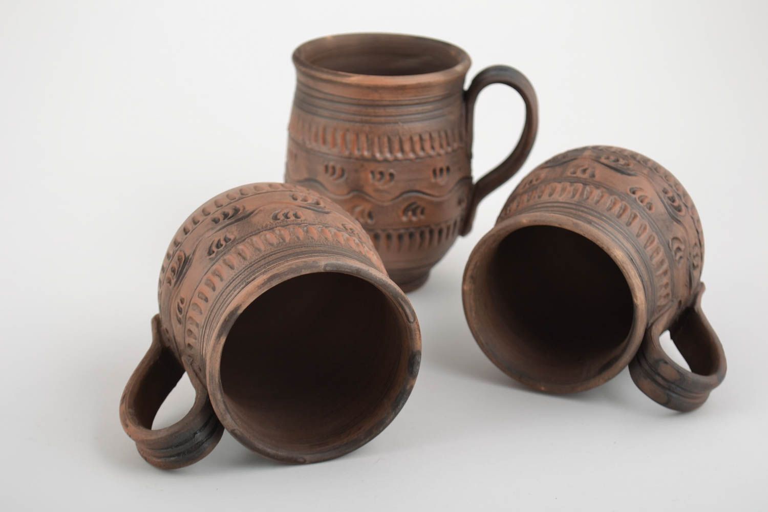 Set of red clay 8 oz drinking cups in brown color with rustic pattern photo 4