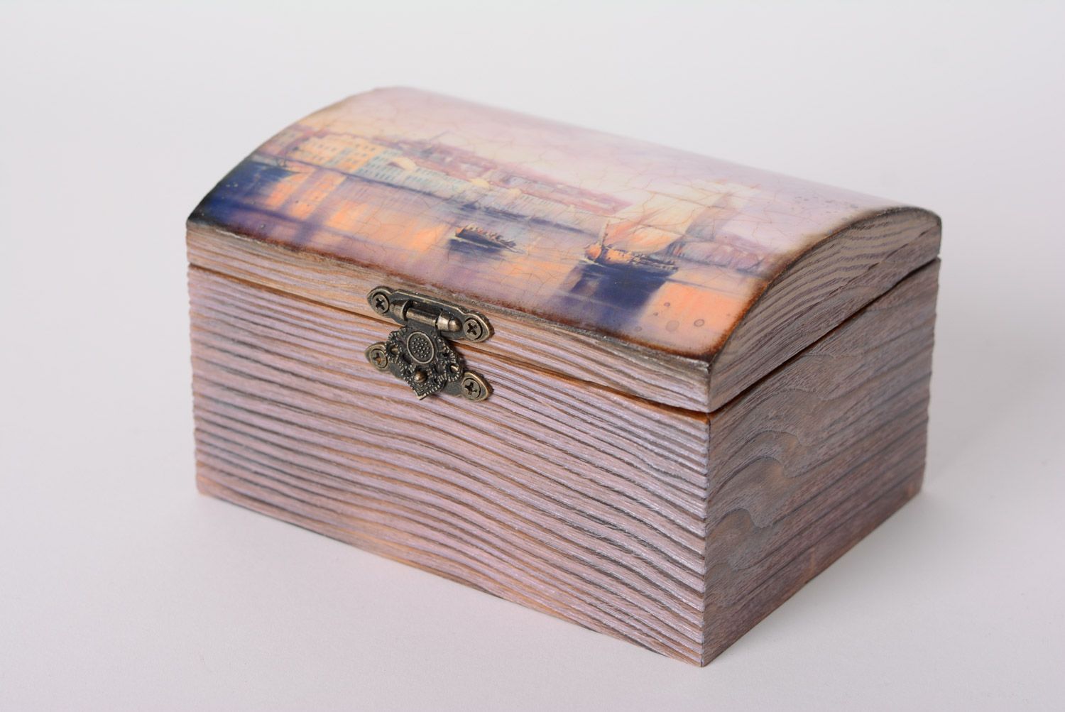 Caja de madera hecha a mano para joyas en técnica de decoupage rectangular foto 1