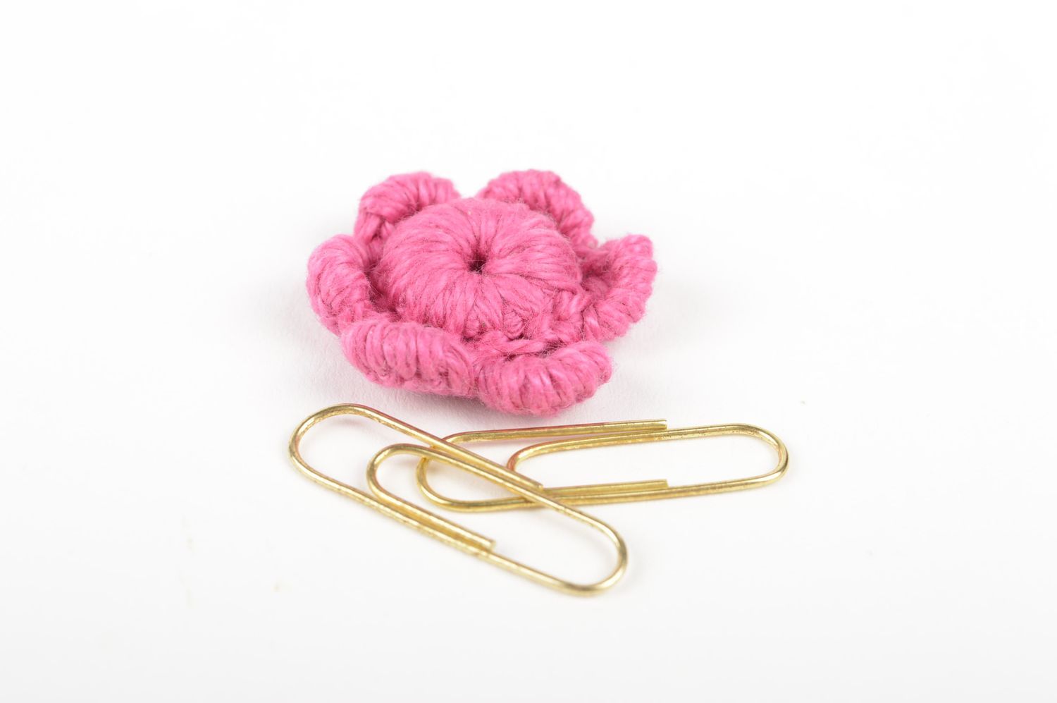 Handmade stylish brooch unusual crocheted fittings unusual jewelry blank photo 5