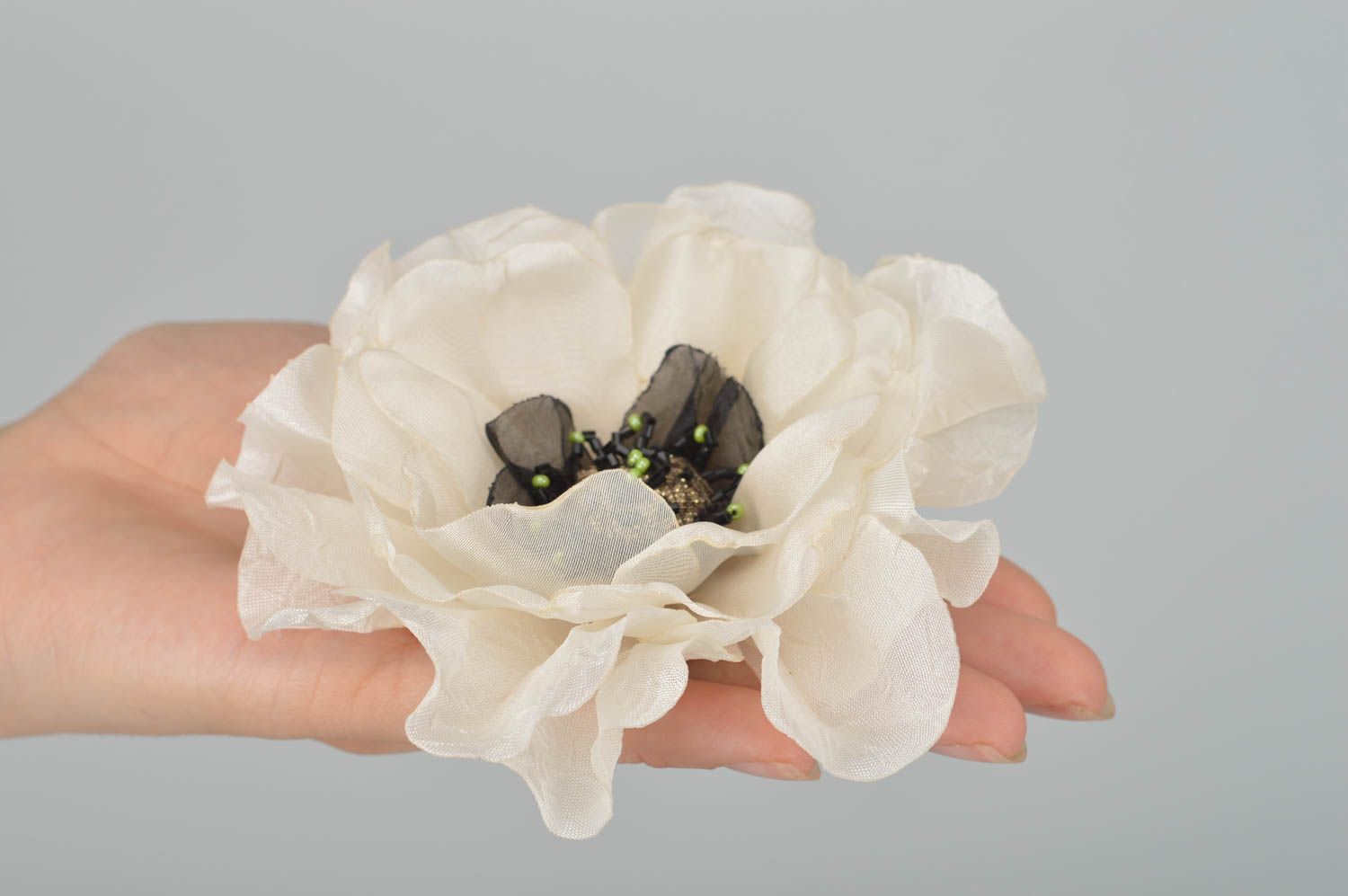 Broche barrette fleur faite main grande en soie Cadeau pour femme Pavot blanc photo 3
