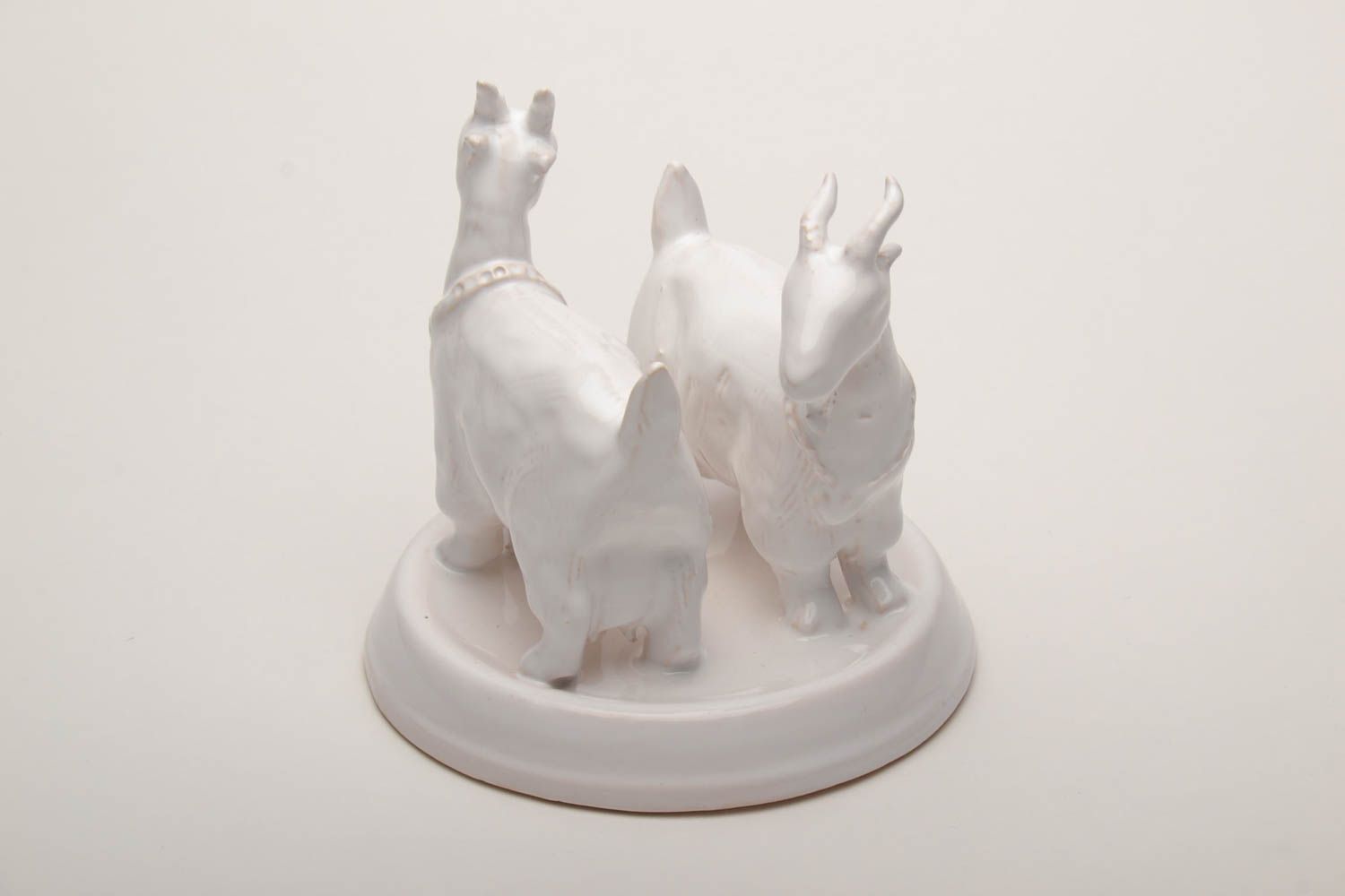 White ceramic statuette Goats photo 4