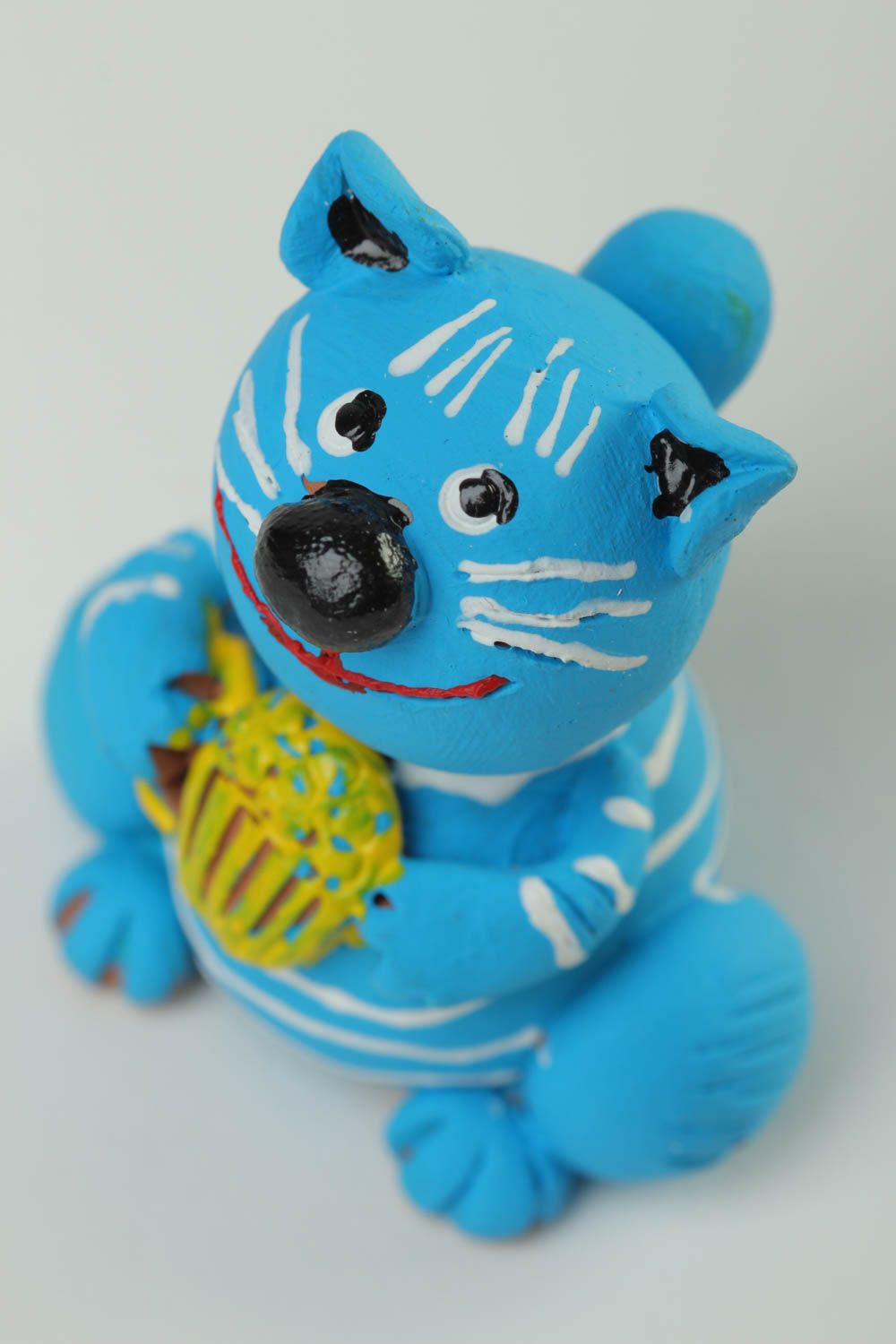Статуэтка животного кота ручной работы статуэтка для декора фигурка из глины фото 3