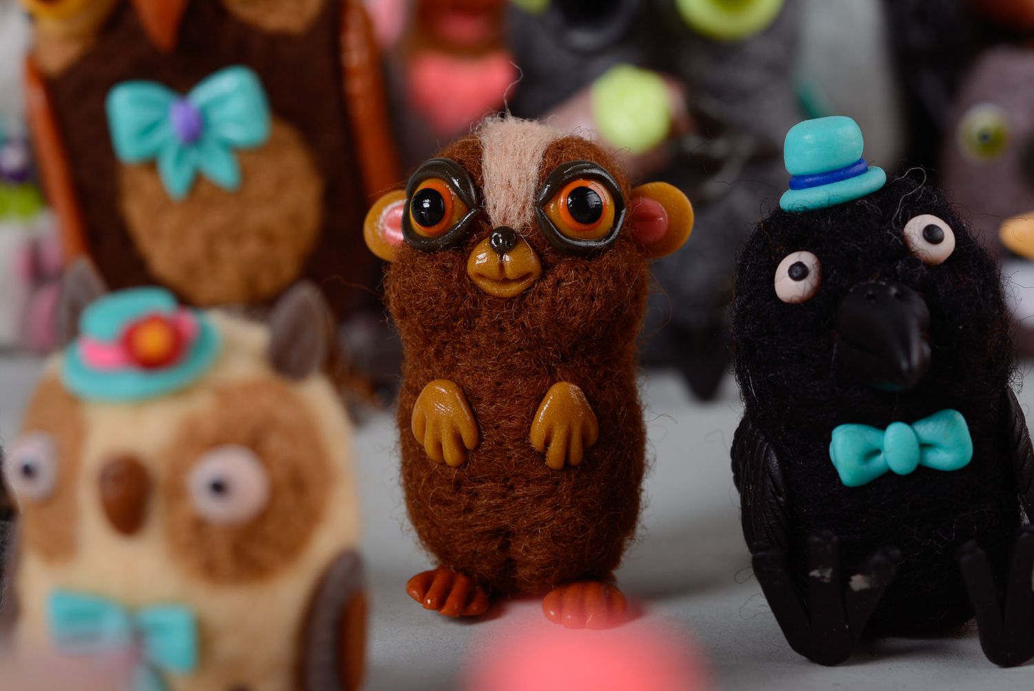 Juguete hecho a mano de lana de fieltro lémur bonito figura en miniatura original foto 4