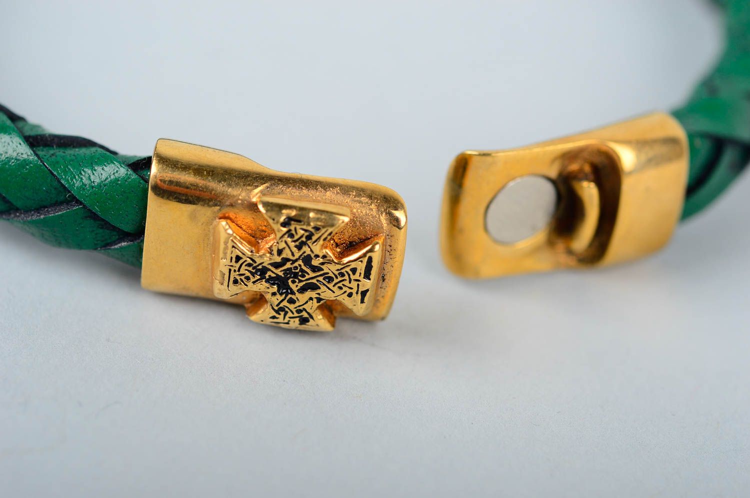 Кожаный браслет хэнд мэйд браслет на руку зеленый плетеный украшение из кожи фото 4