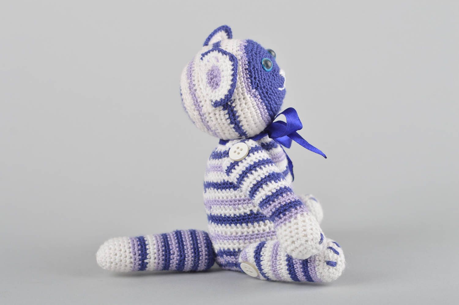 Jouet tricoté Peluche faite main chat rayé au crochet Cadeau enfant et déco photo 4