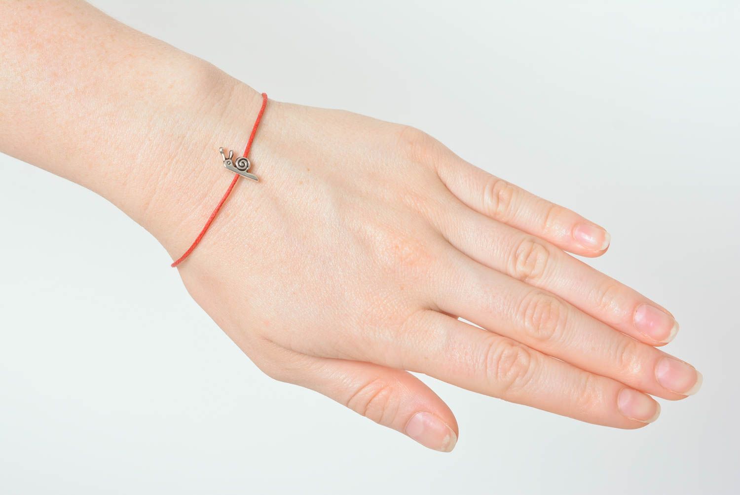 Schnur Armband Schmuck für Frauen Designer Accessoire rot stilvoll mit Schnecke foto 3
