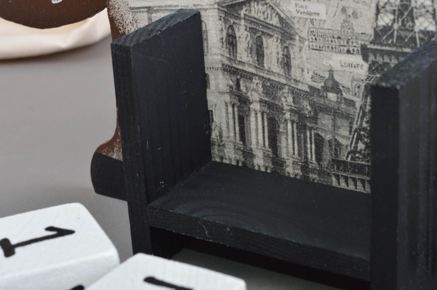 Настольный календарь из дерева и фанеры ручной работы декупаж Коник из Парижа фото 5