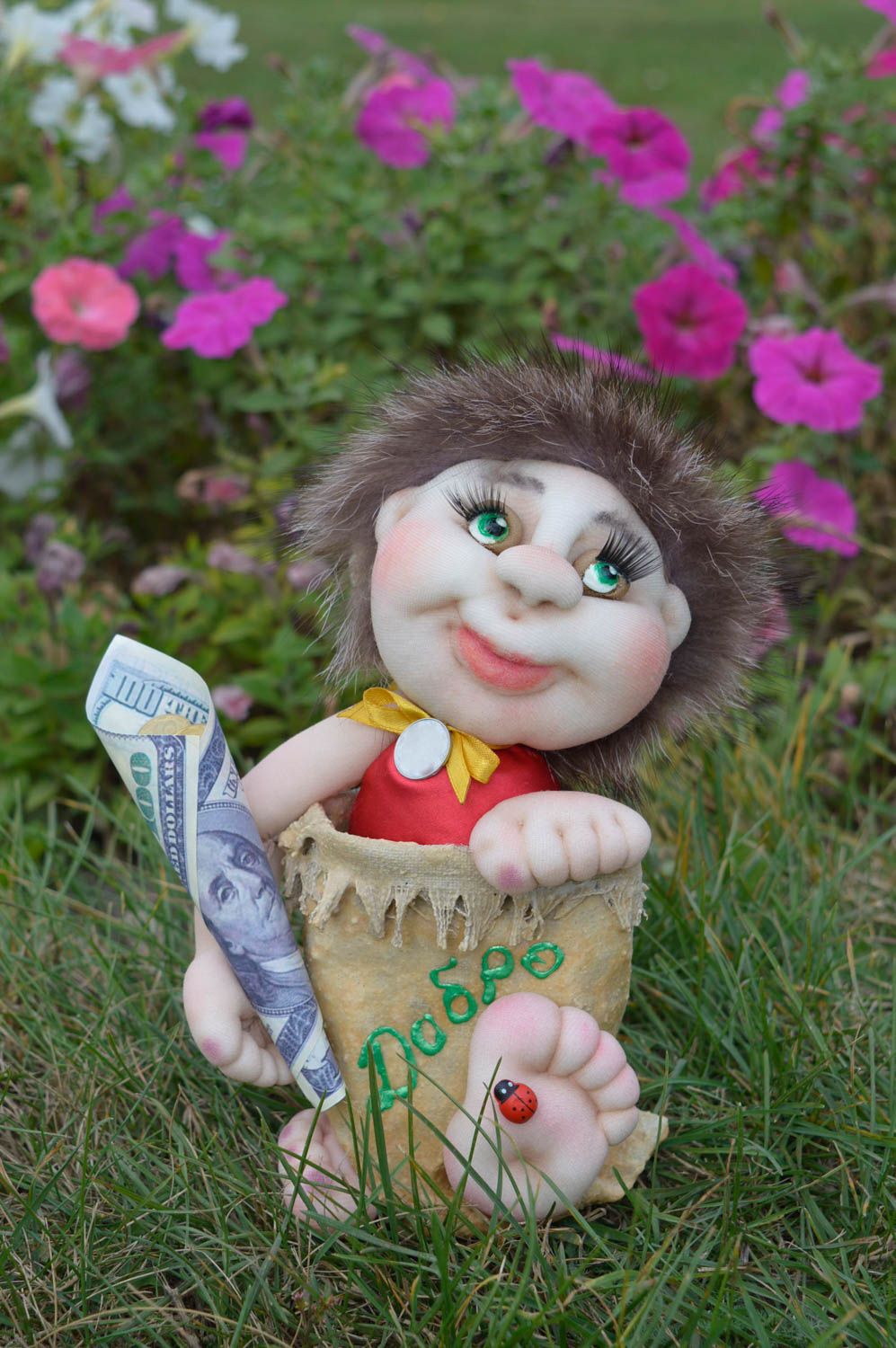 Авторская кукла игрушка ручной работы дизайнерская кукла с долларами на удачу фото 1