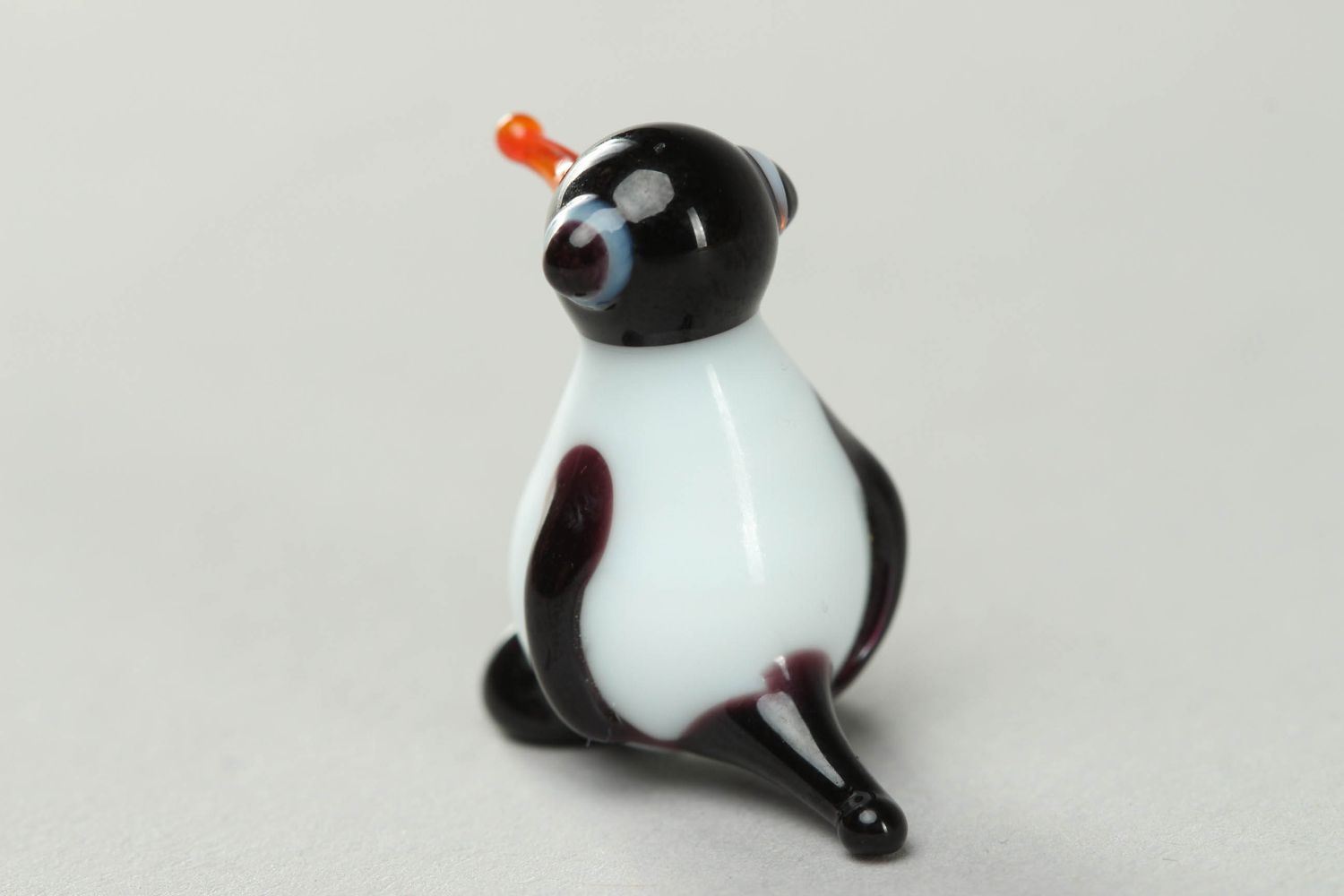 Figurine miniature en verre lampwork Pingouin photo 3