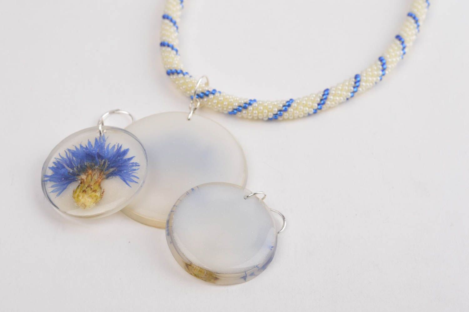 Handmade botanic jewelry designer pendant stylish earrings with dry flowers photo 4