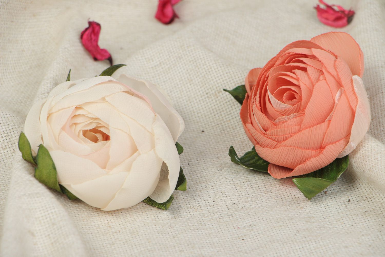 Schöne elegante handgemachte Broschen Blumen aus Chiffon Set aus 2 Stück  foto 5