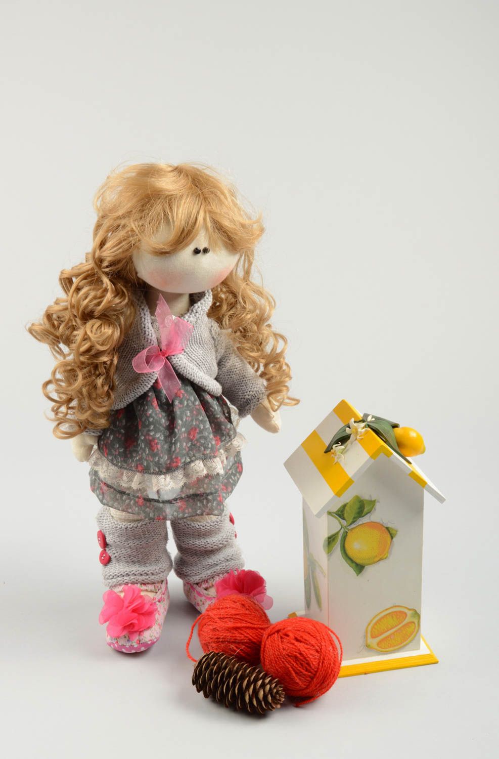 Кукла ручной работы кукла из ткани мягкая кукла из льна в сером костюме фото 5