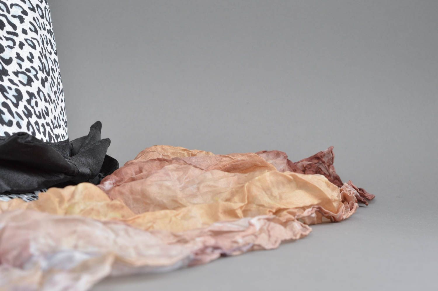 Pañuelo de seda hecho a mano de color marrón regalo original moda mujer foto 2