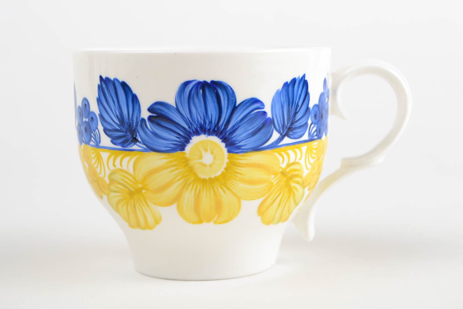 Фарфоровая чашка с синими цветами Петриковская роспись 220 мл ручная работа фото 3