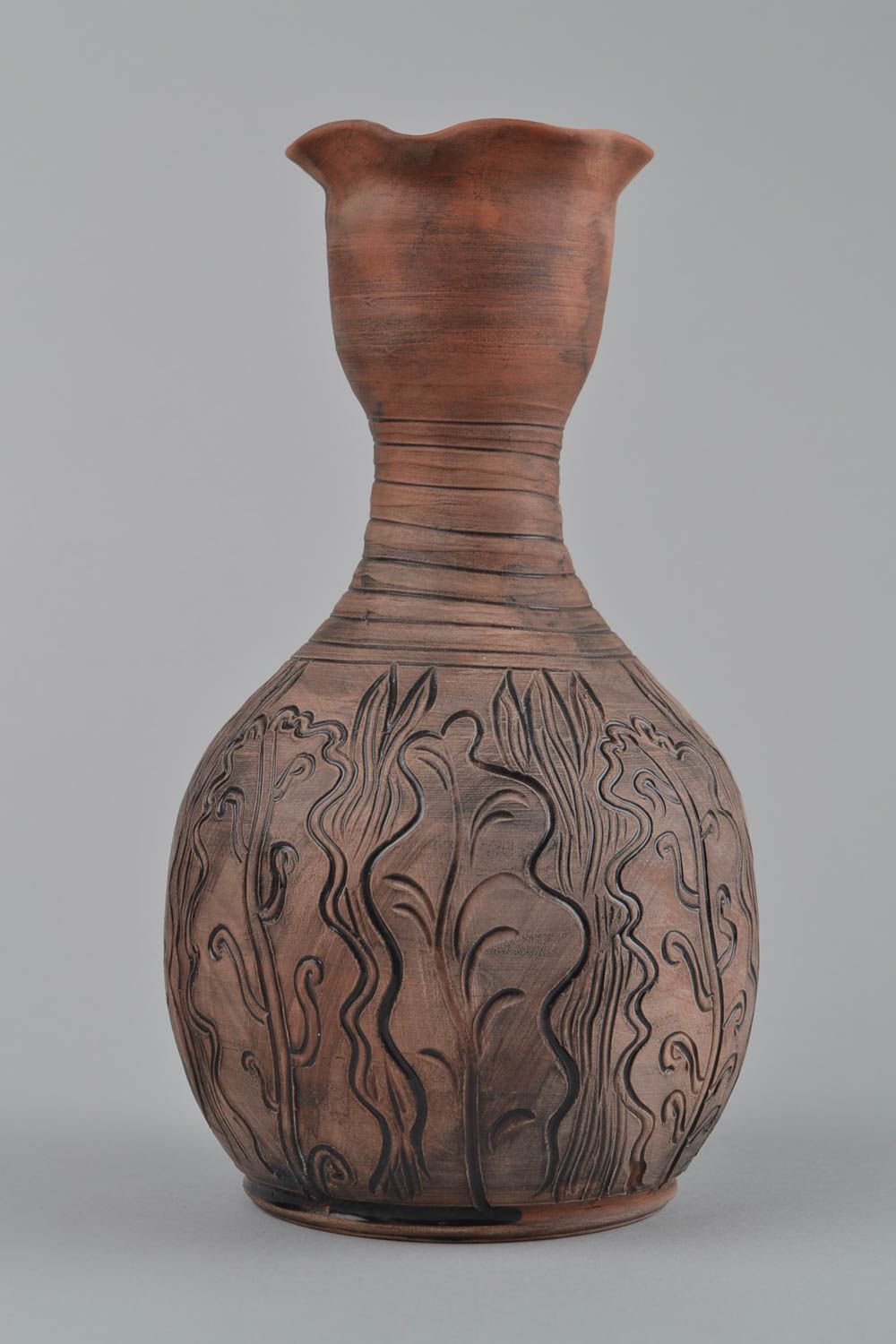 Vase pour fleurs fait main en argile marron motif floral décoratif original photo 3