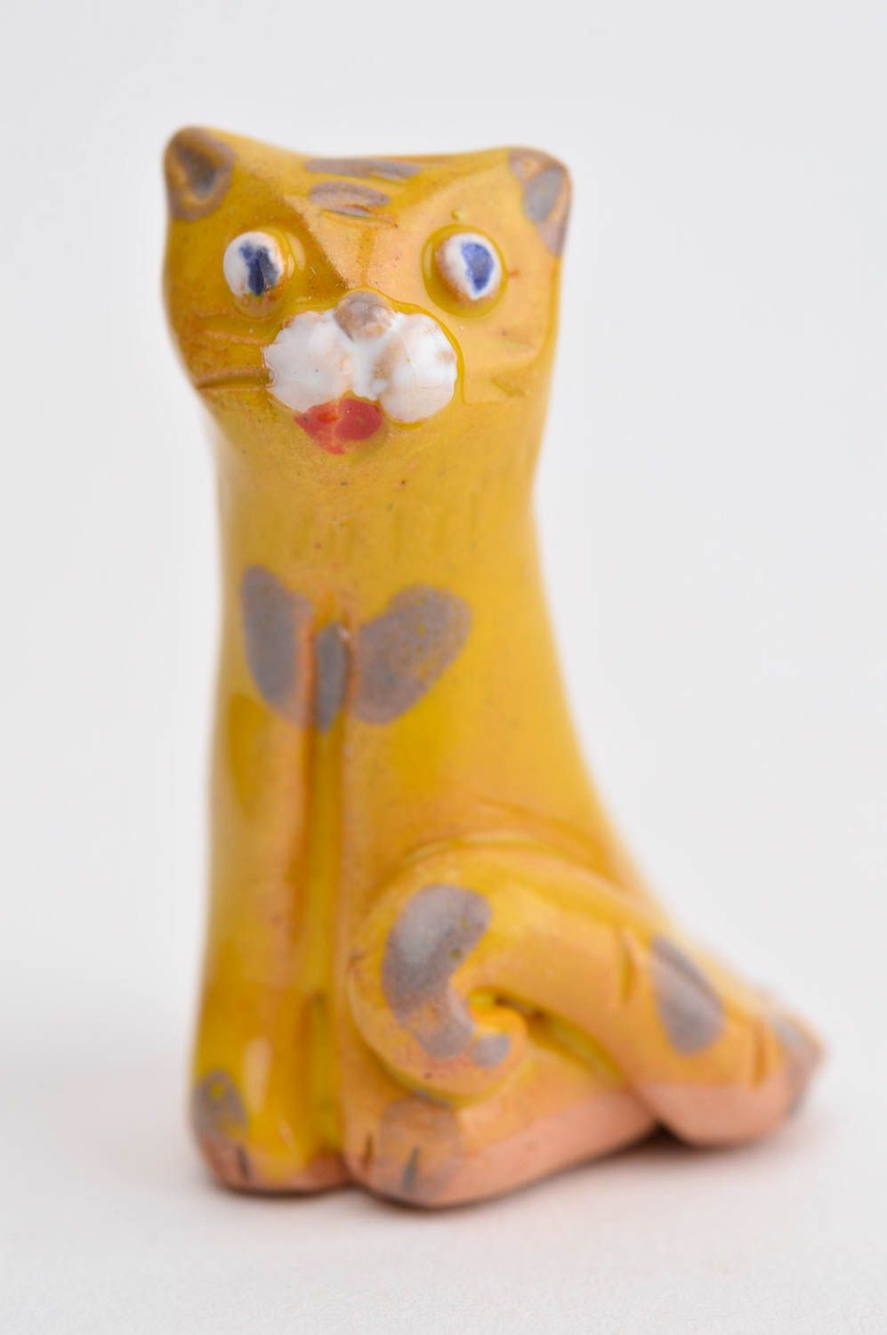 Figurine chat Statuette miniature fait main argile peint jaune Déco maison photo 8