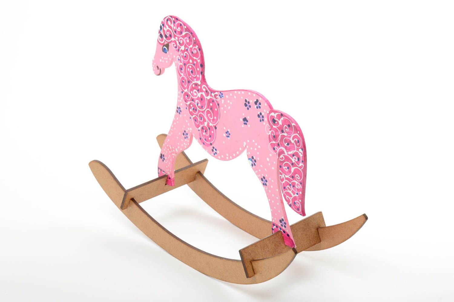 Игрушка лошадка ручной работы розового цвета качалка маленького размера детская фото 5
