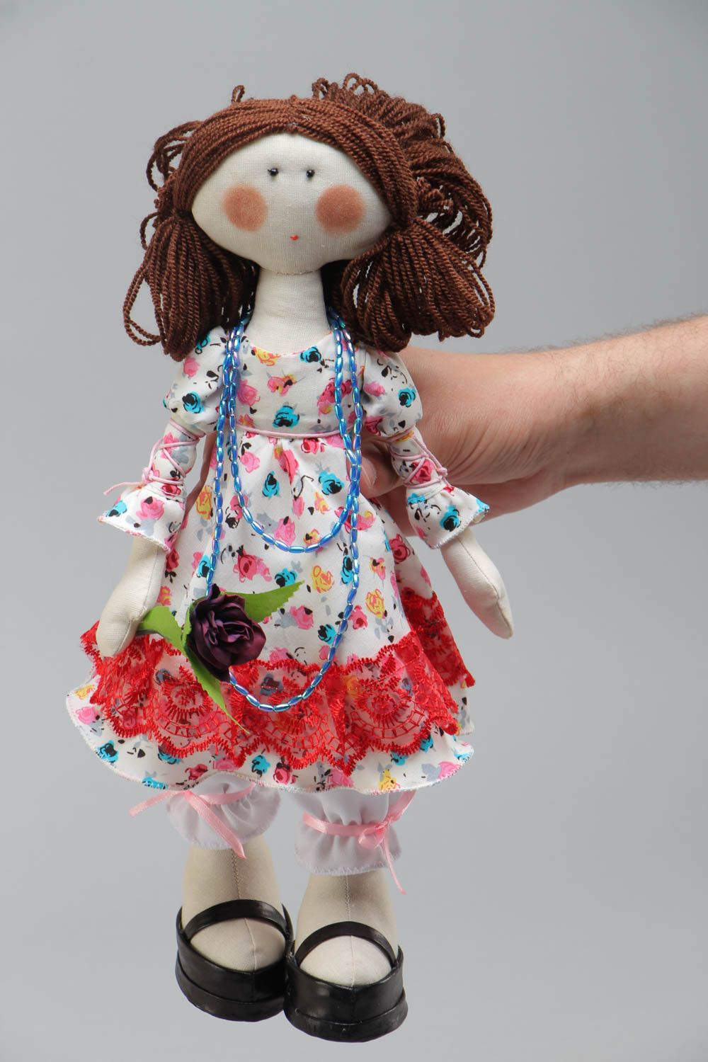 Schöne Designer handmade Puppe aus Textil im Kleid für Interieur  foto 5