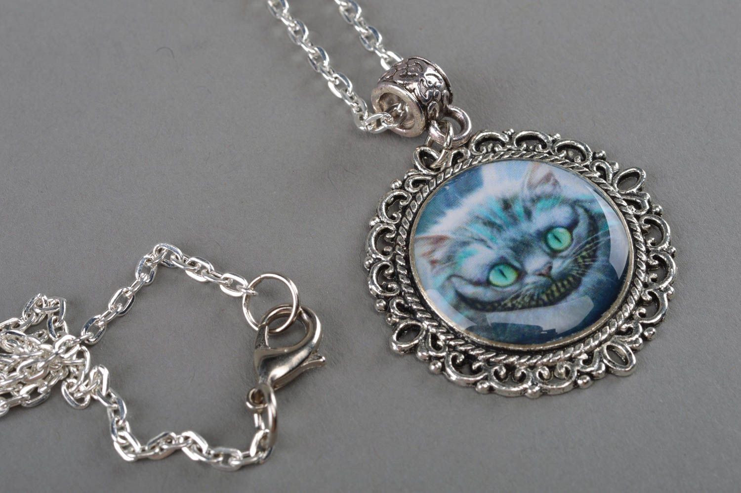 Handmade vintage round decoupage pendant with metal basis on long chain Cat photo 2