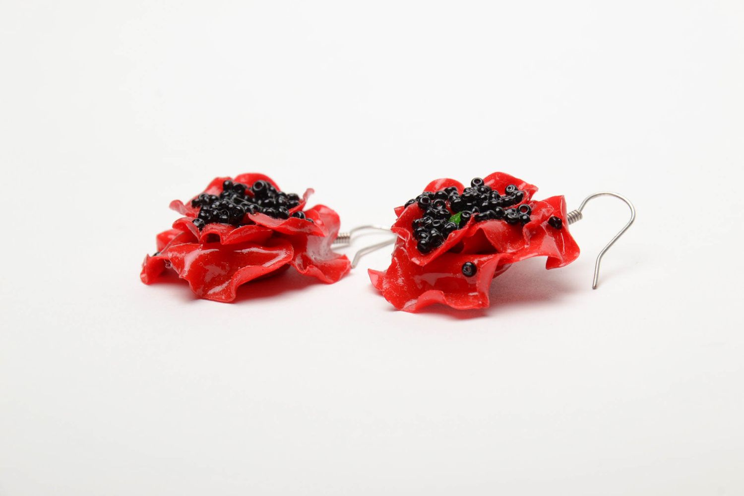 Polymer clay dangle earrings in the shape of poppies photo 3