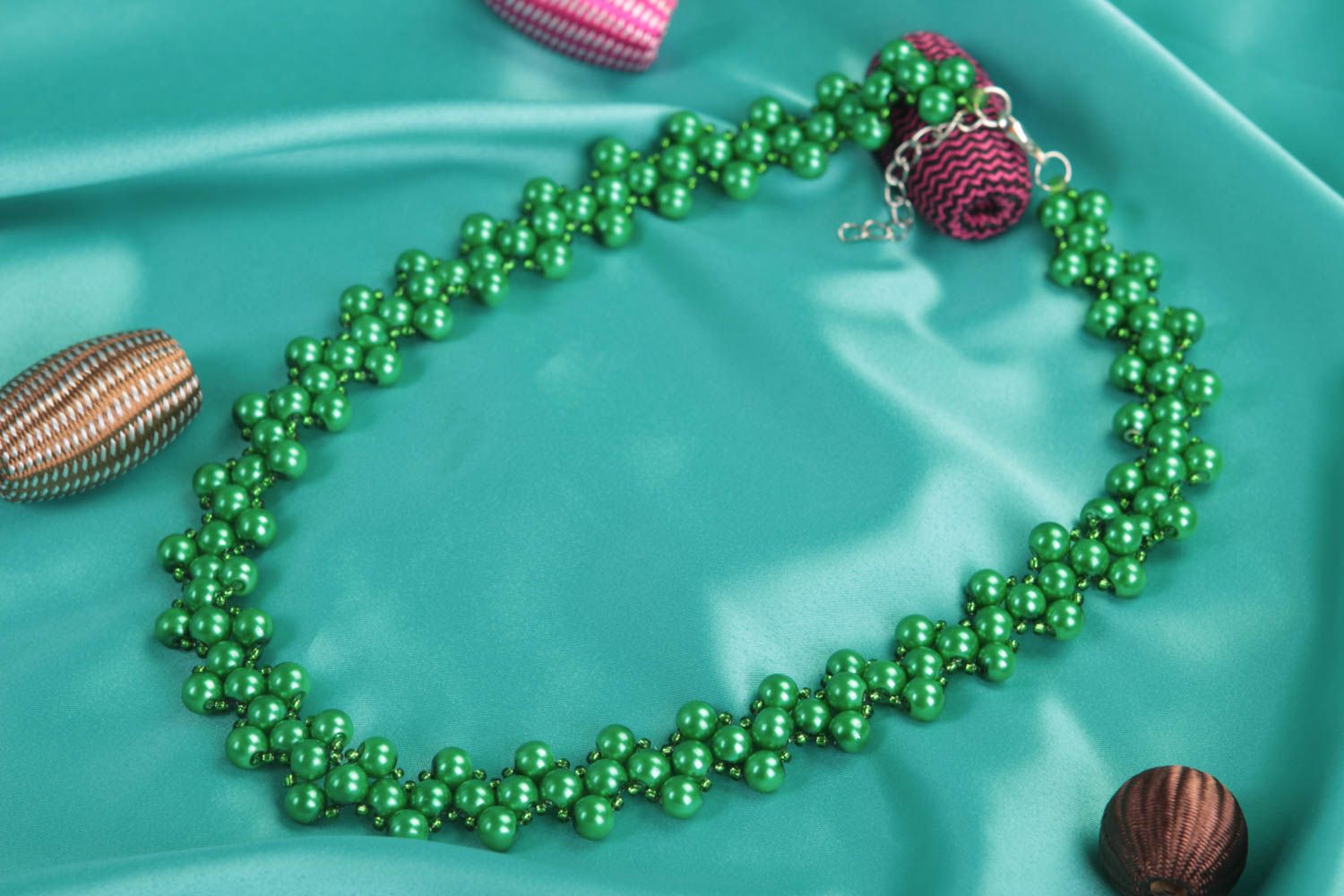 Handmade Glasperlen Kette Schmuck Collier Accessoire für Frauen grün lang schön foto 1